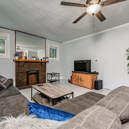 Awesome House, 5 Minutes To Dt, 2 Miles To Stadium And Ruby Memorial! Morgantown Eksteriør billede